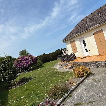 Hiking And Beachfront Holiday home *